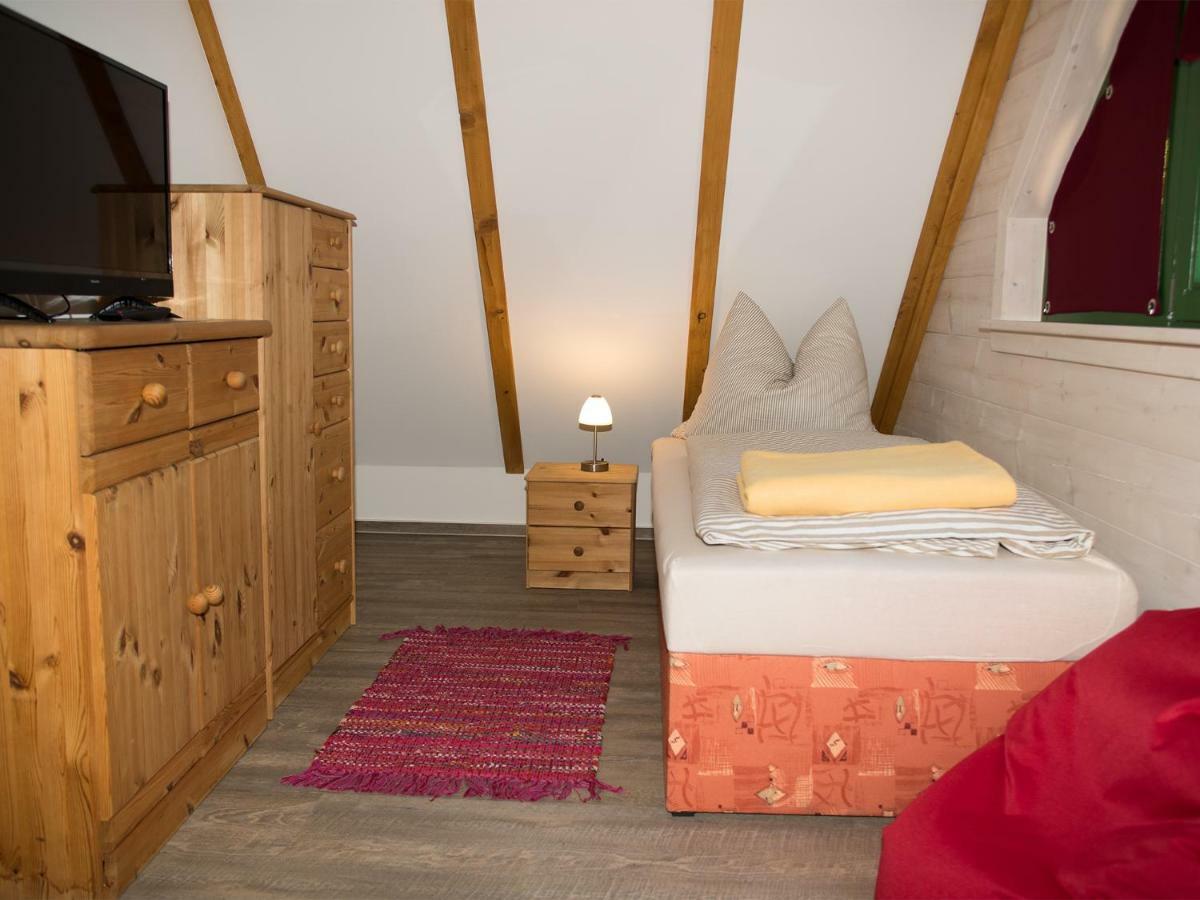 Ferienhaus F.Winkler Neukalen Esterno foto